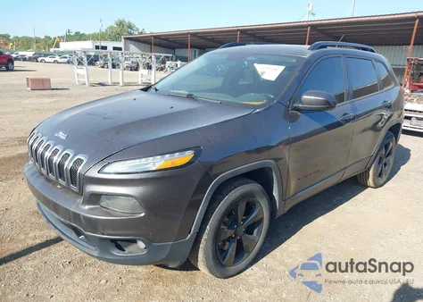 2016 Jeep Cherokee Altitude z USA, uszkodzony, nr VIN 1C4PJMCS3GW167279